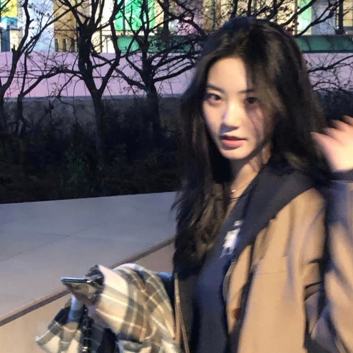 拴线的气球